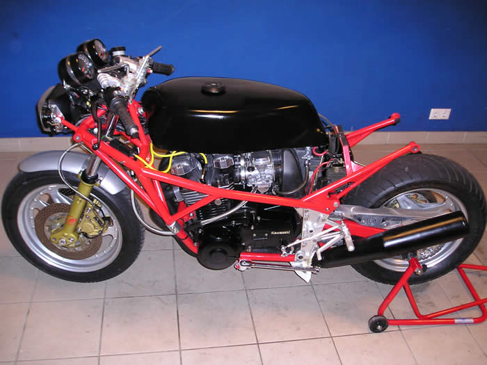 Bimota KB3 ohne Verkleidung