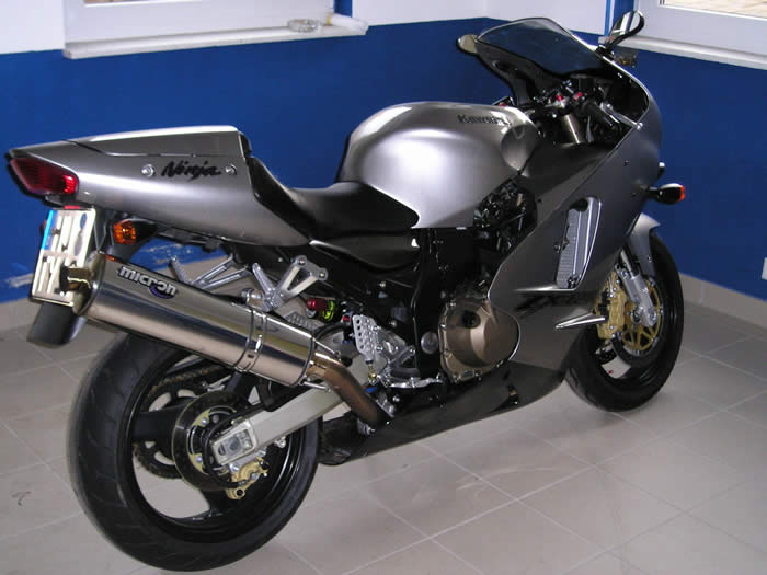 ZX-12 rechts